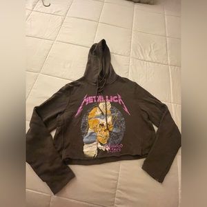 Cropped Metallica hoodie